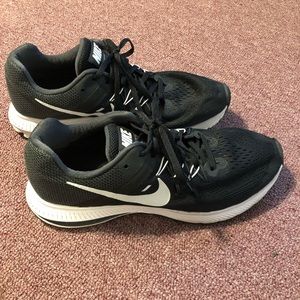 Nike Zoom Windflo 2 Running Sneakers